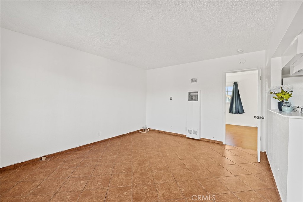 MLS #SR25272006 image #4