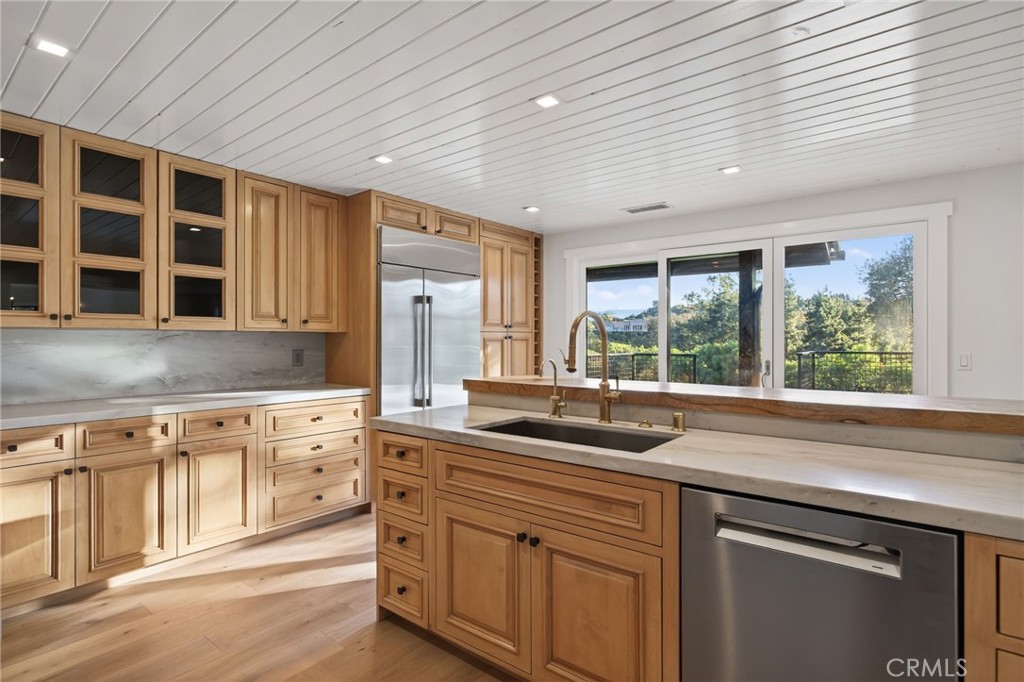 MLS #SR25272035 image #2