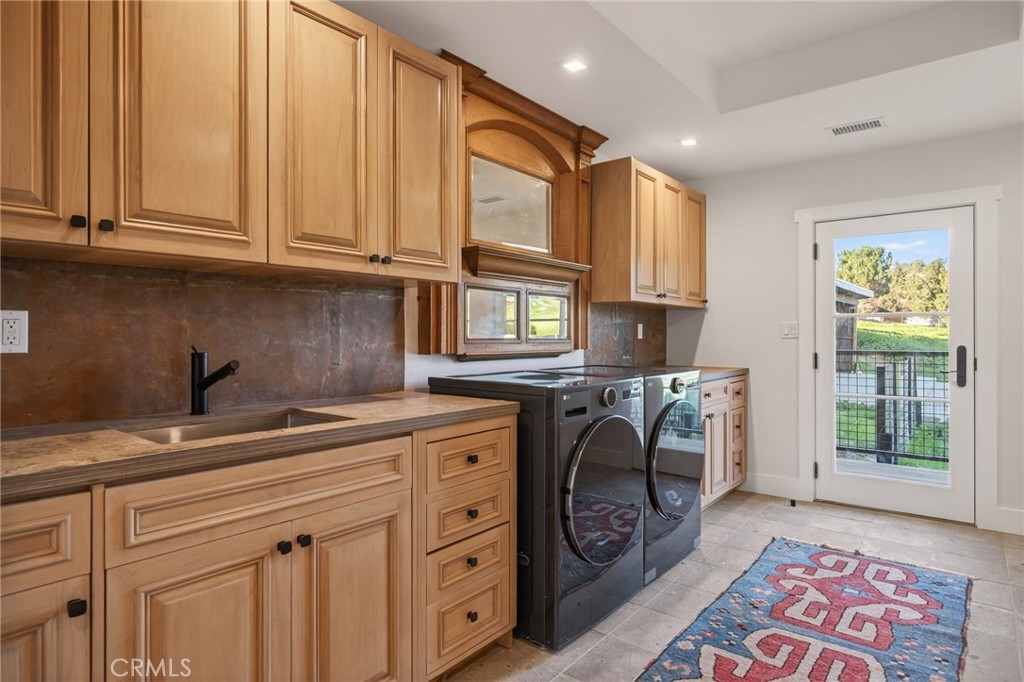 MLS #SR25272035 image #7