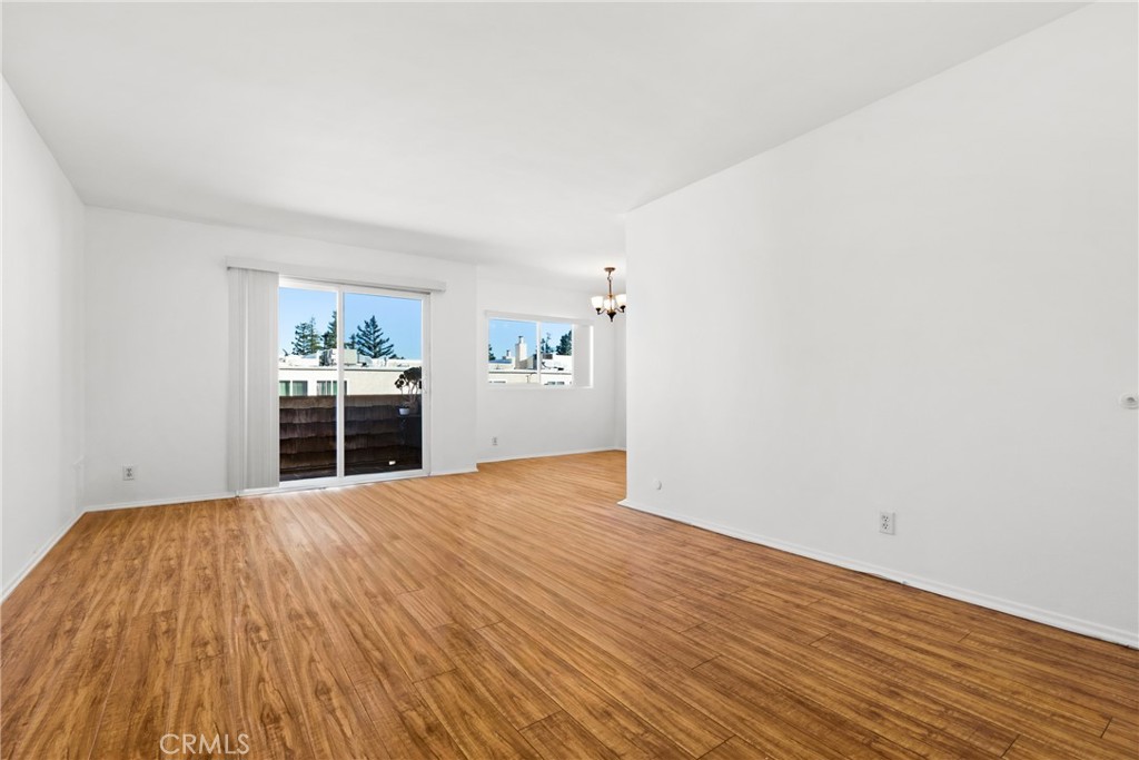 MLS #SR25272037 image #7