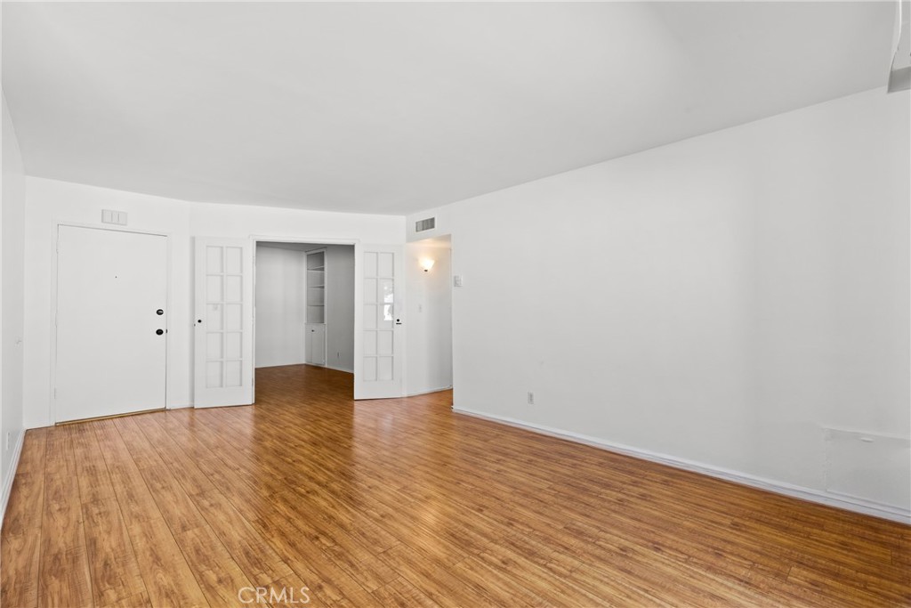 MLS #SR25272037 image #8