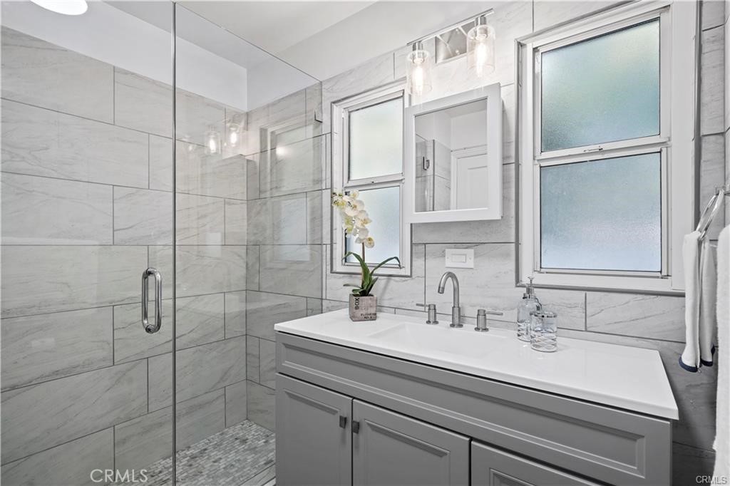 MLS #SR25272041 image #12