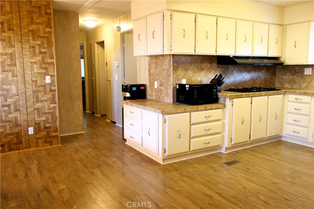 MLS #SR25272063 image #10