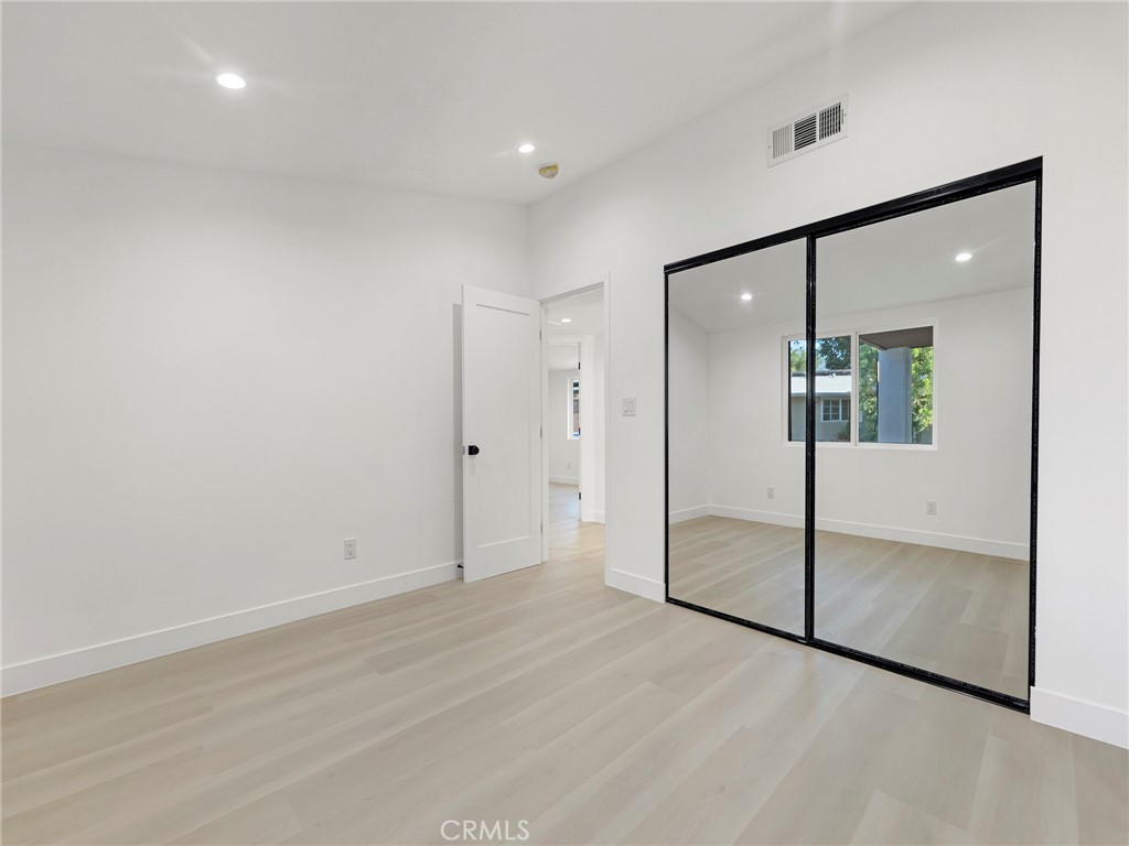 MLS #SR25272066 image #11