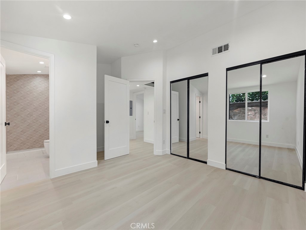 MLS #SR25272066 image #7