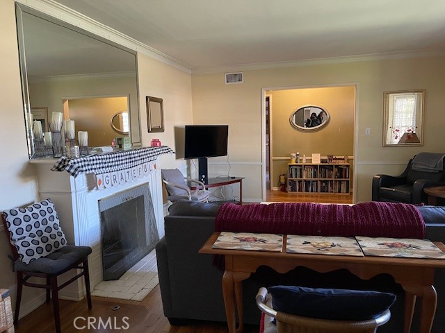 MLS #SR25272087 image #5