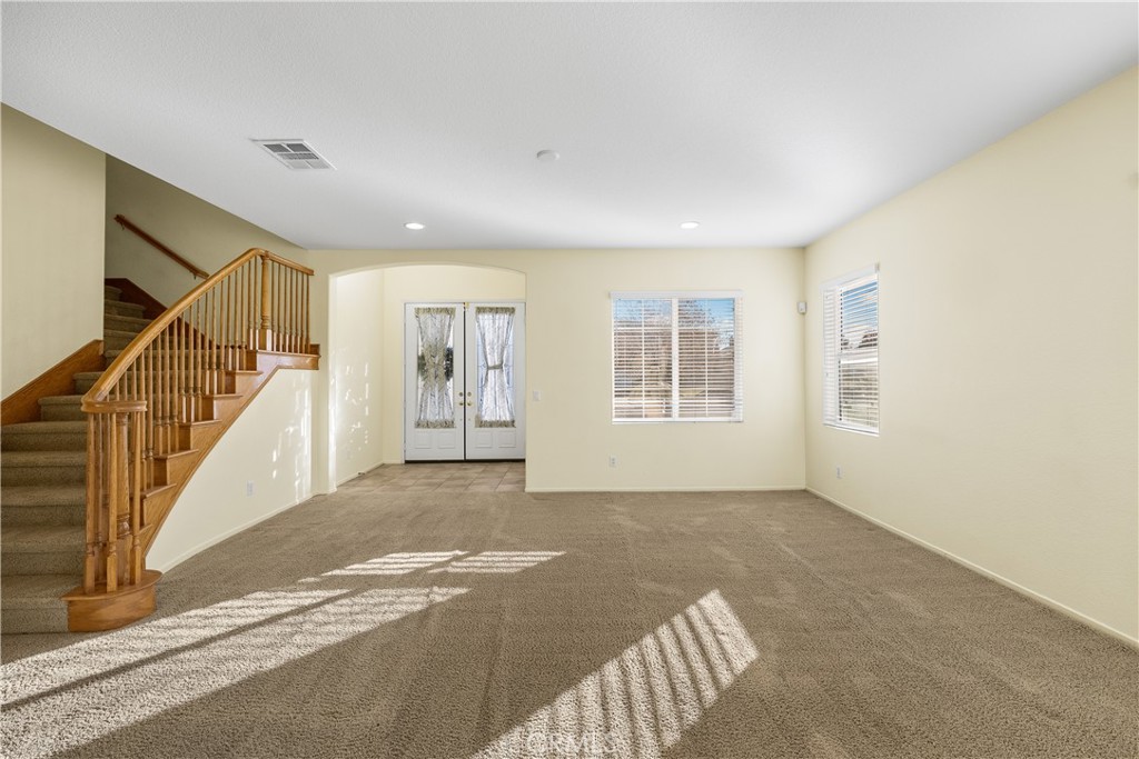 MLS #SR25272096 image #9