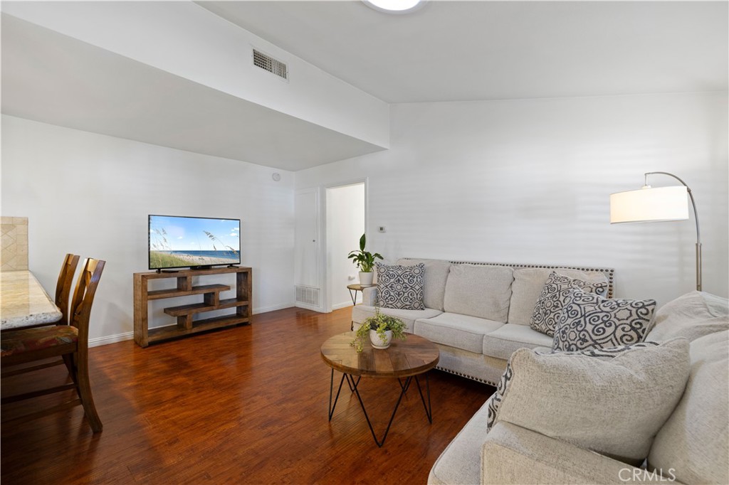 MLS #SR25272125 image #5