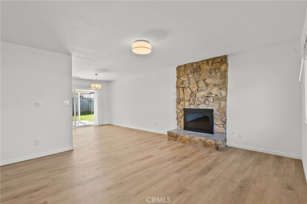 MLS #SR25272180 image #10