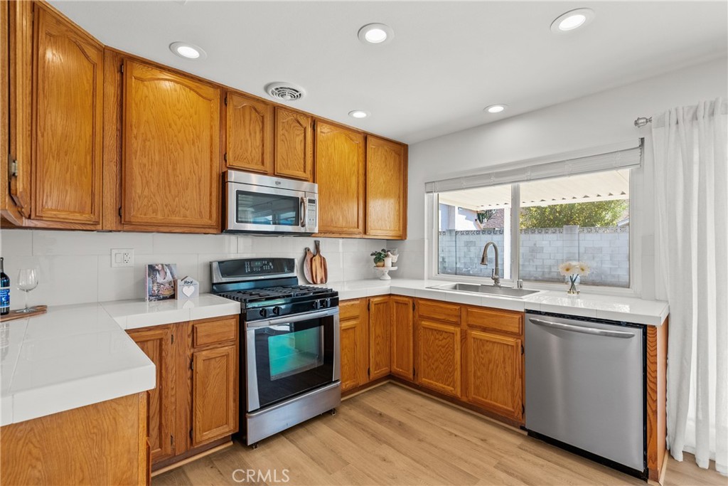 MLS #SR25272180 image #21