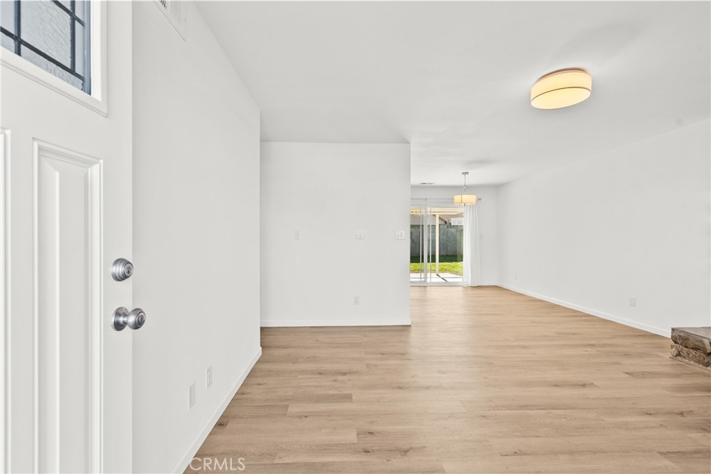 MLS #SR25272180 image #8