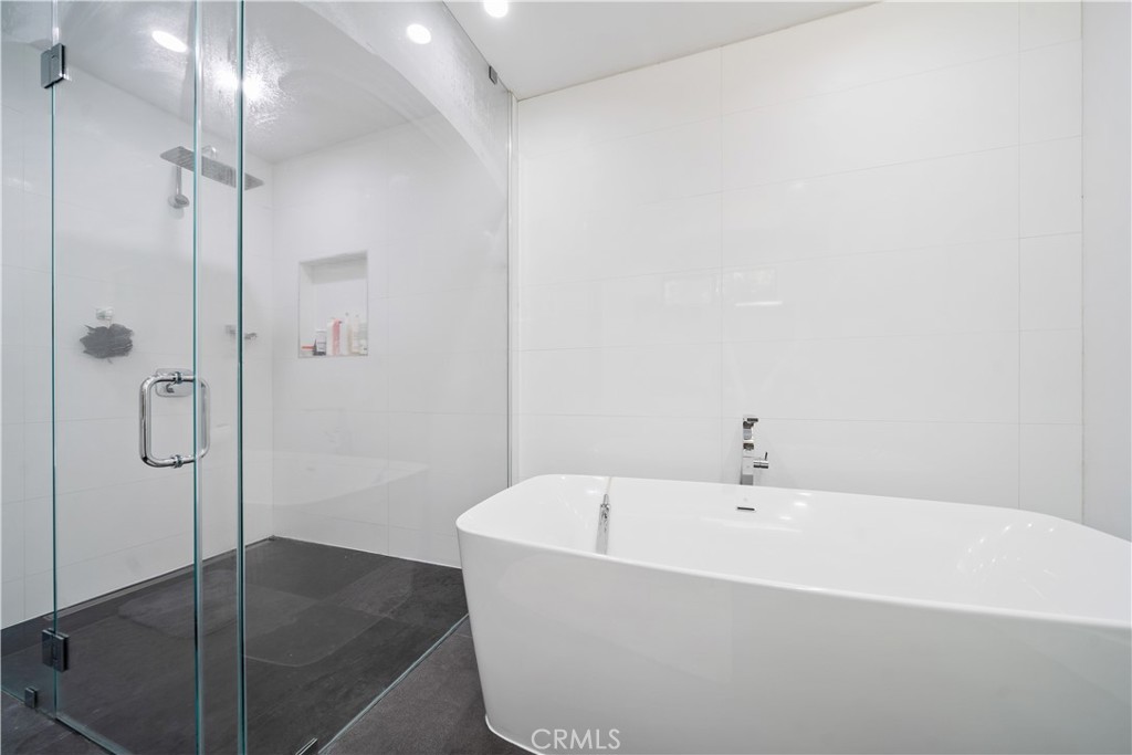 MLS #SR25272186 image #24