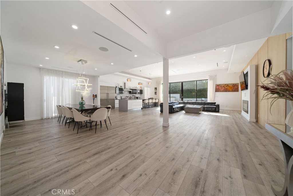 MLS #SR25272186 image #3