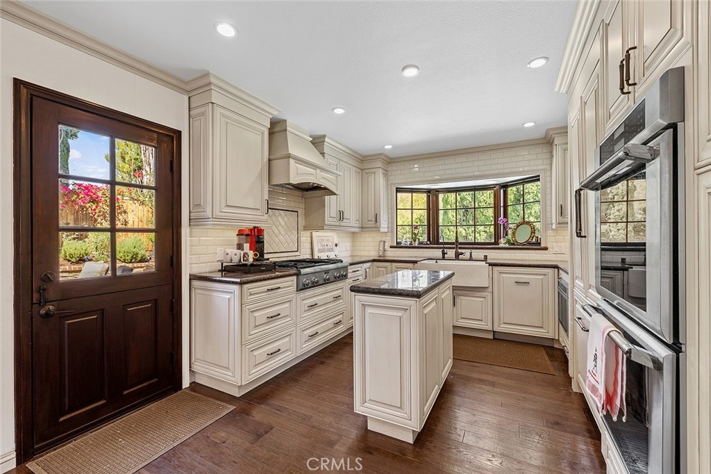 MLS #SR25272231 image #13