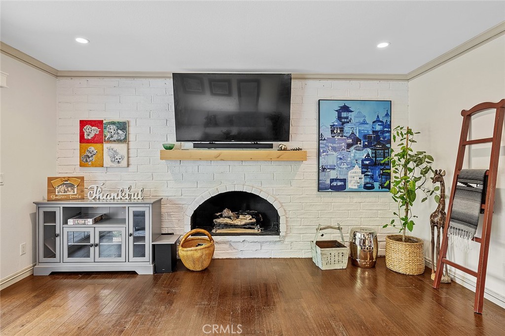 MLS #SR25272231 image #16