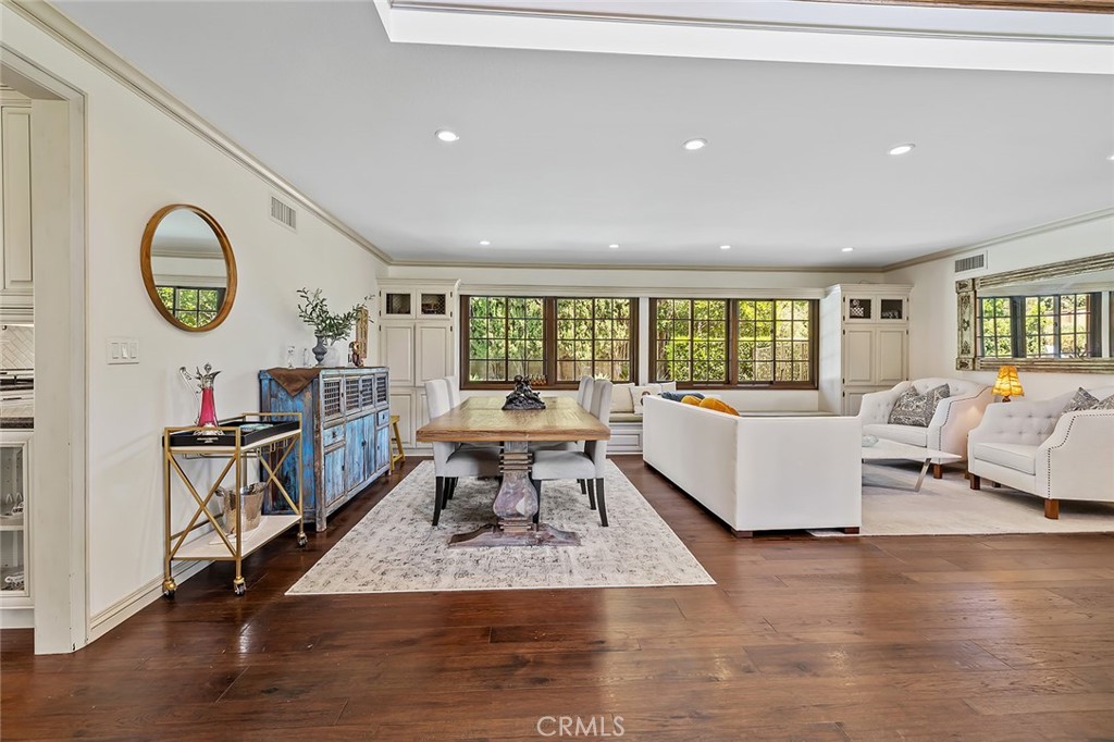 MLS #SR25272231 image #4