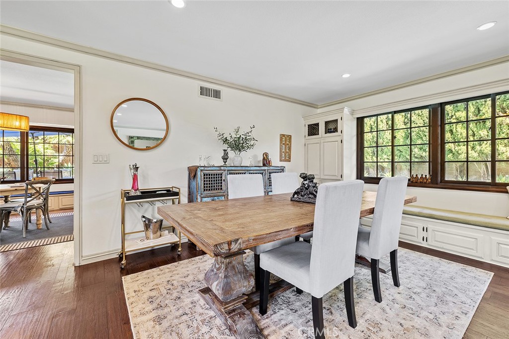 MLS #SR25272231 image #7