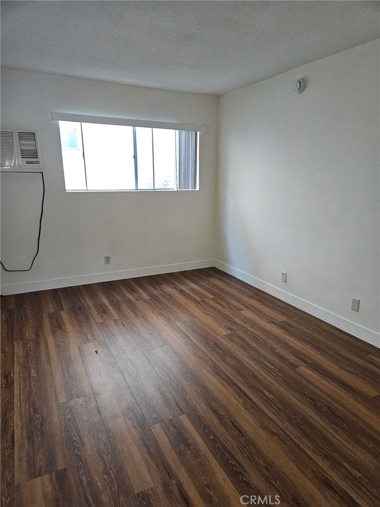 MLS #SR25272240 image #6