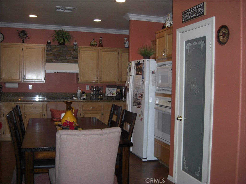 MLS #SR25272318 image #12