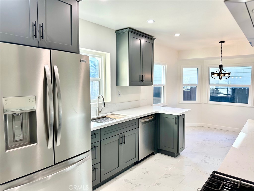 MLS #SR25272369 image #10