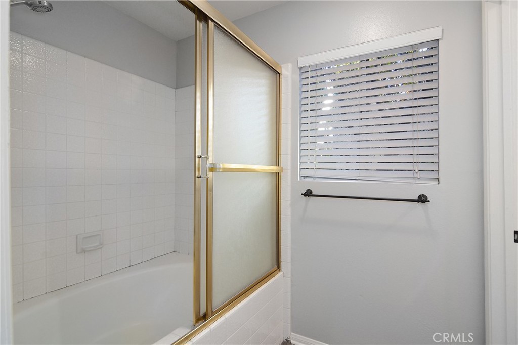 MLS #SR25272389 image #13