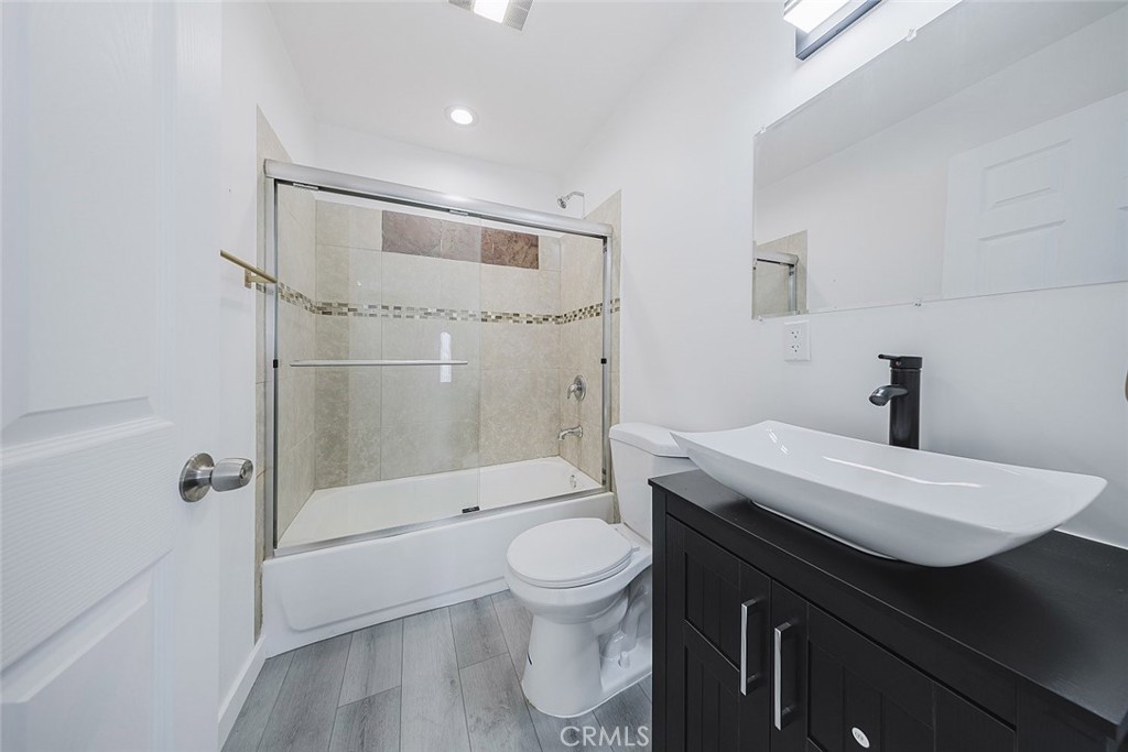 MLS #SR25272423 image #12