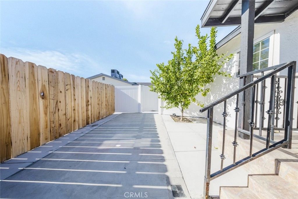 MLS #SR25272423 image #17