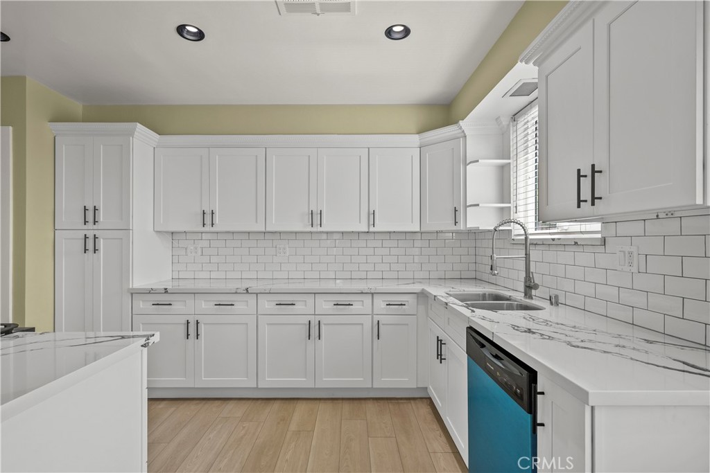 MLS #SR25272465 image #9