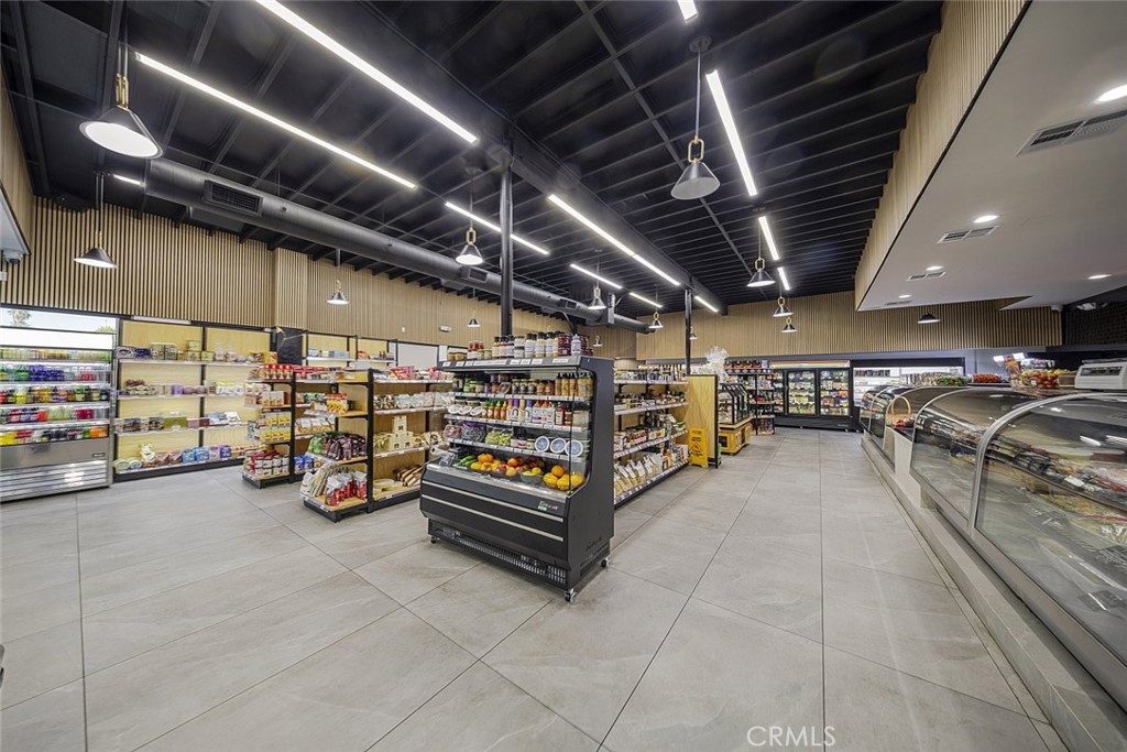 MLS #SR25272524 img 1