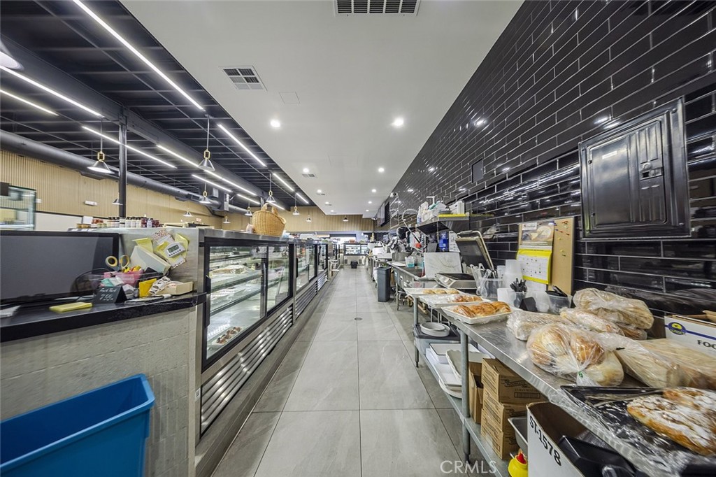 MLS #SR25272524 img 5