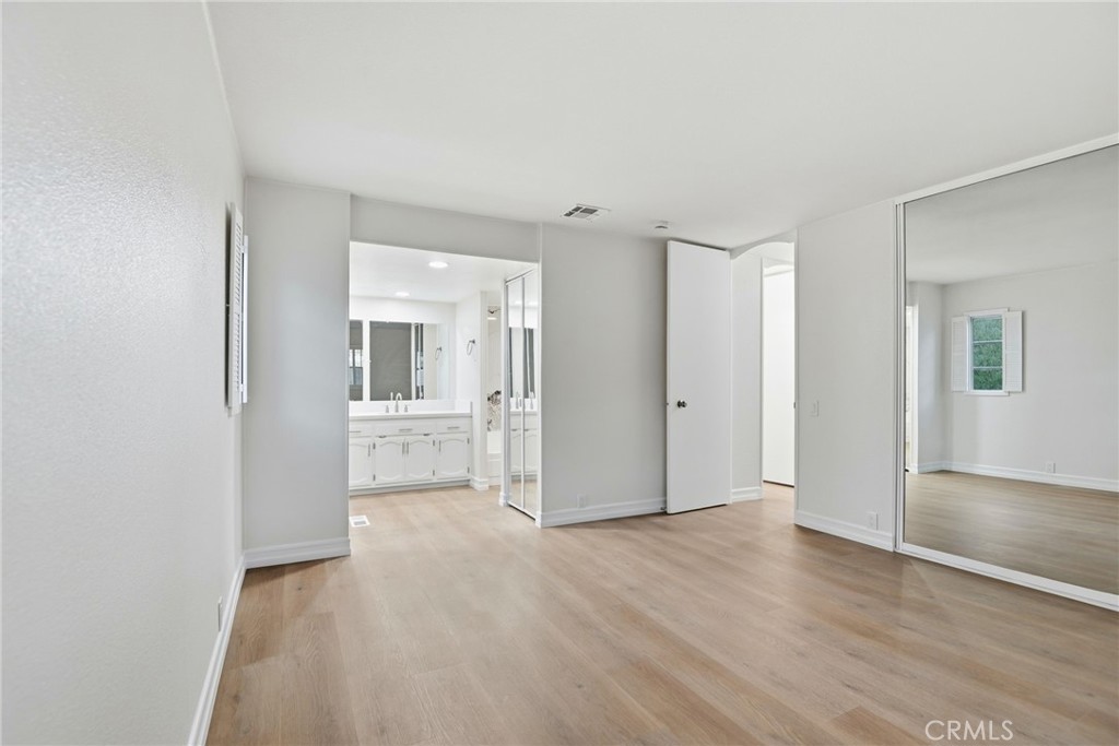 MLS #SR25272541 image #16