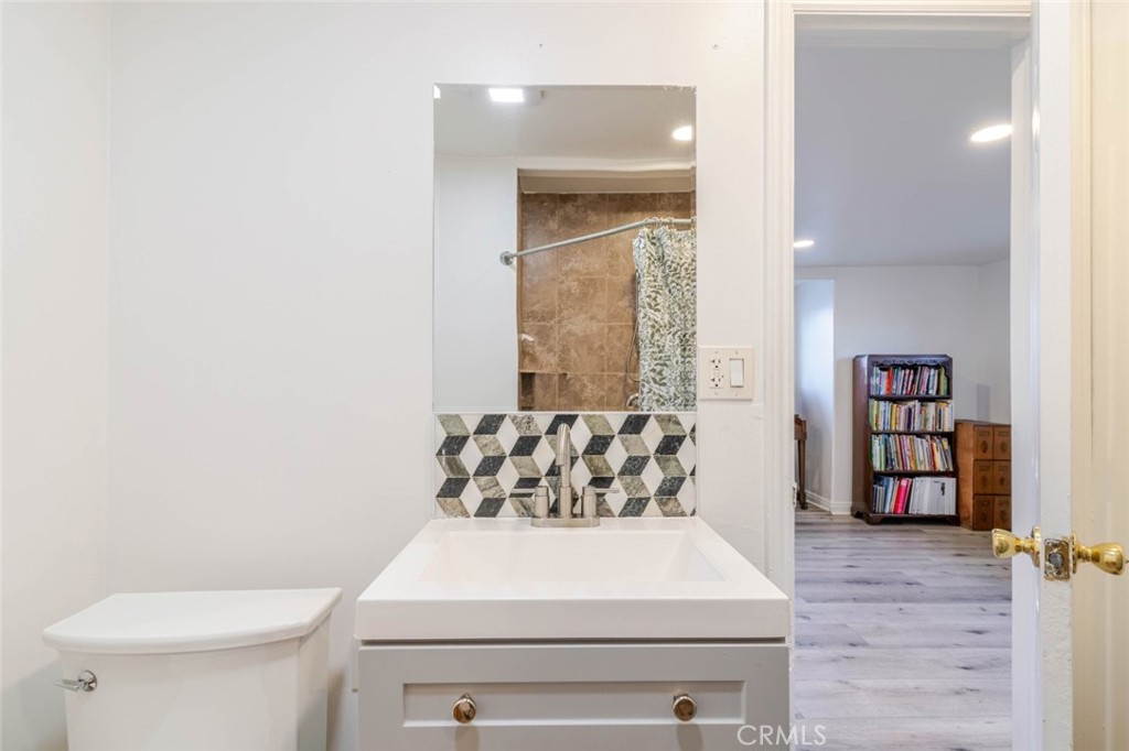 MLS #SR25272576 image #13