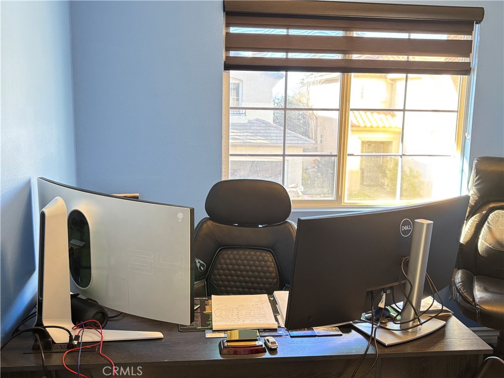 MLS #SR25272577 image #16