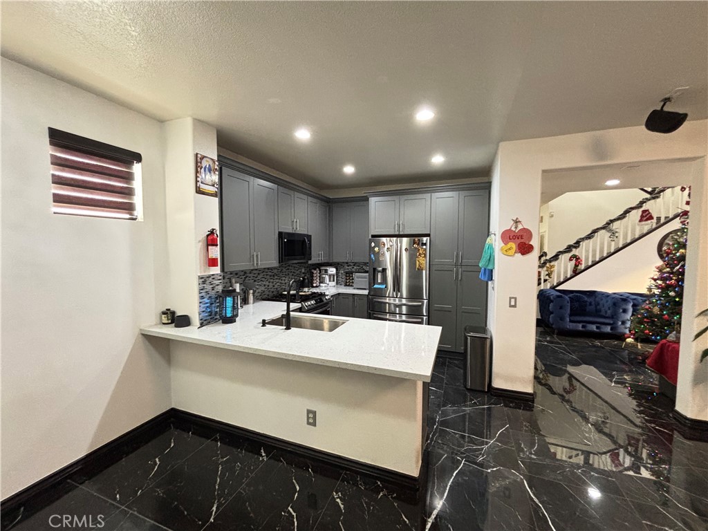 MLS #SR25272577 image #4