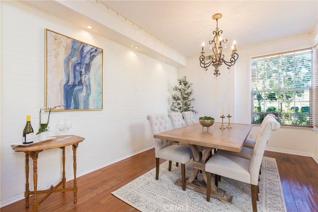 MLS #SR25272592 image #11