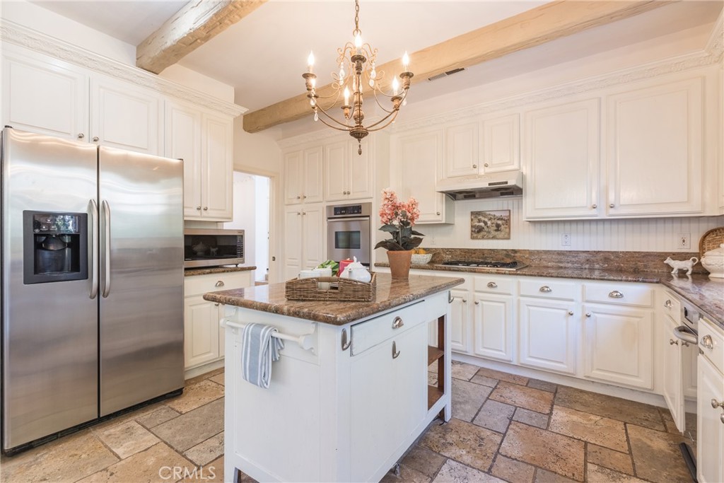 MLS #SR25272592 image #16