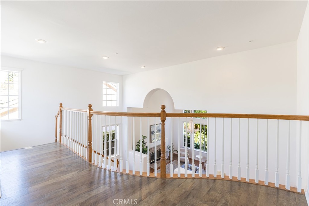 MLS #SR25272592 image #23