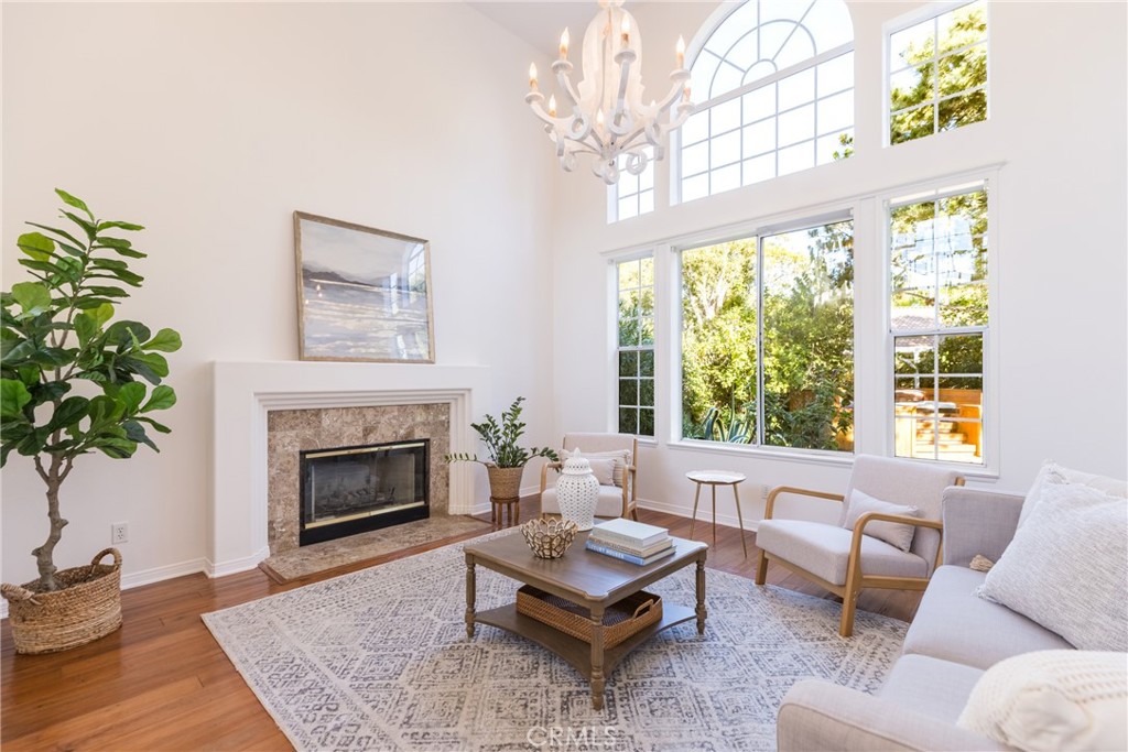 MLS #SR25272592 image #7