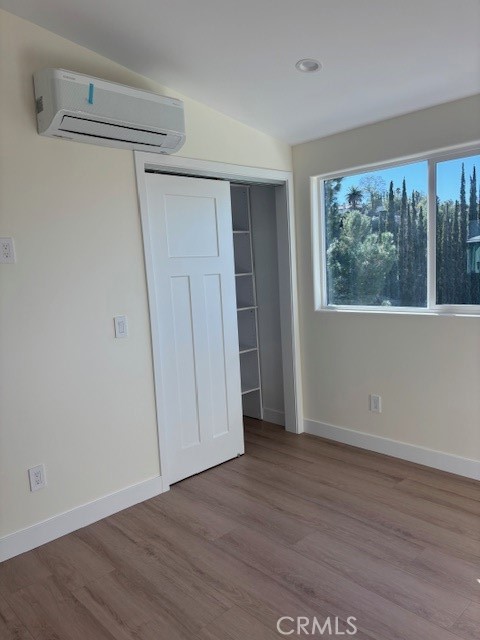 MLS #SR25272619 image #5