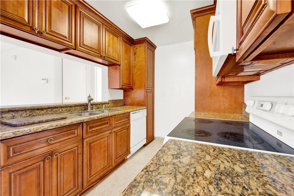 MLS #SR25272625 image #1