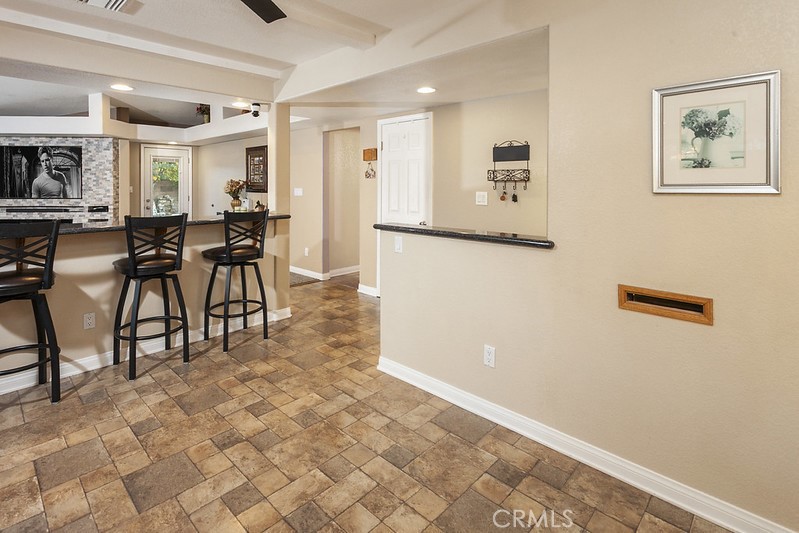 MLS #SR25272626 image #3