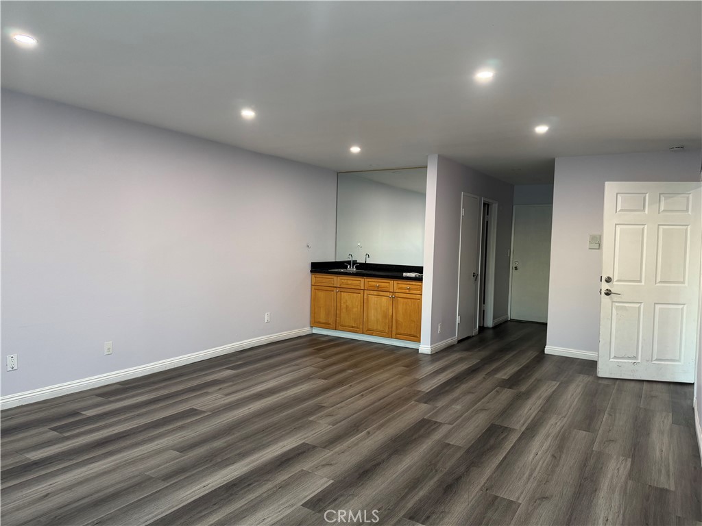 MLS #SR25272667 image #10