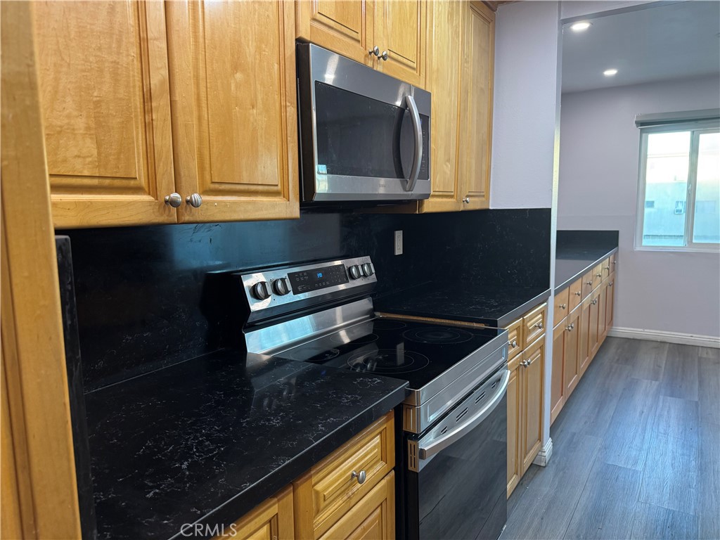 MLS #SR25272667 image #15