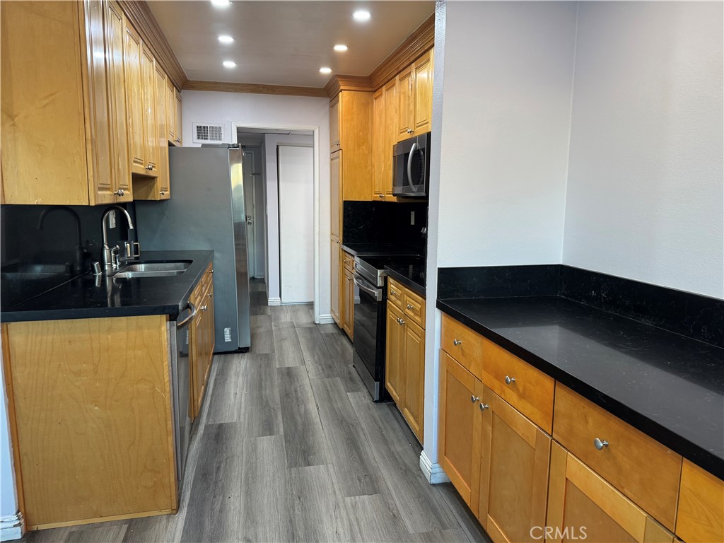 MLS #SR25272667 image #19