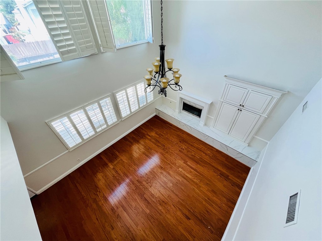 MLS #SR25272720 image #8