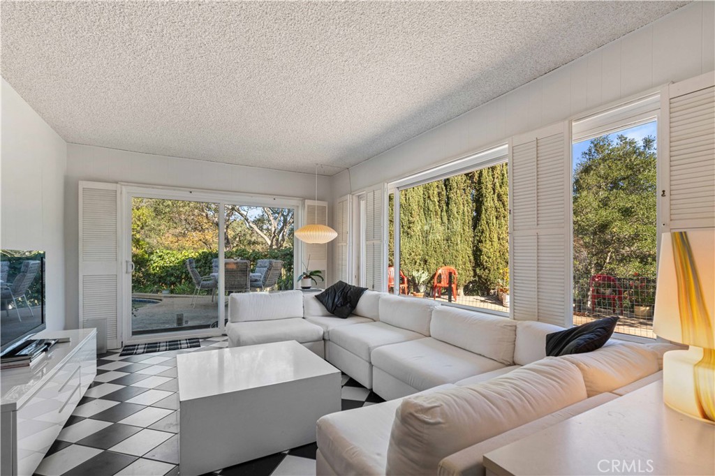 MLS #SR25272721 image #3