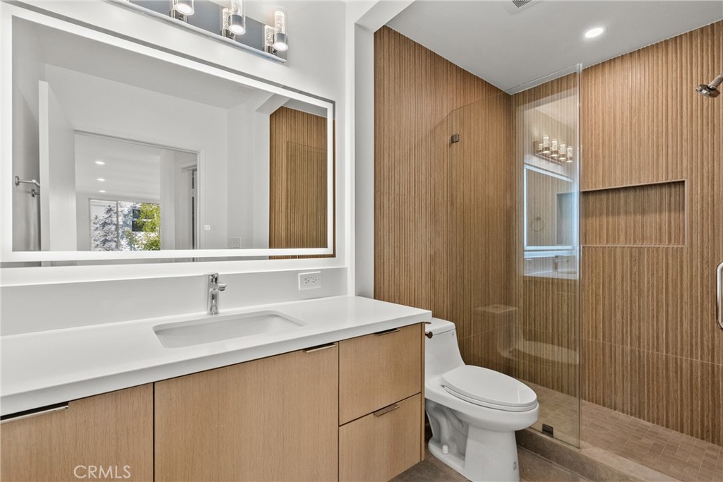 MLS #SR25272742 image #9