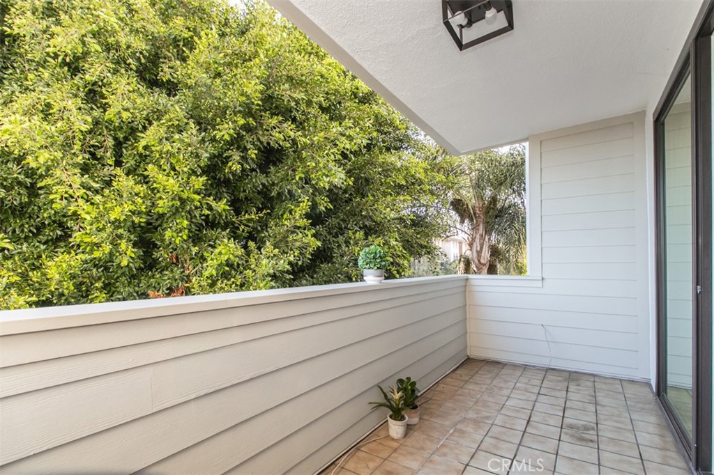 MLS #SR25272748 image #2