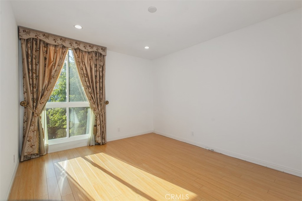 MLS #SR25272748 image #21