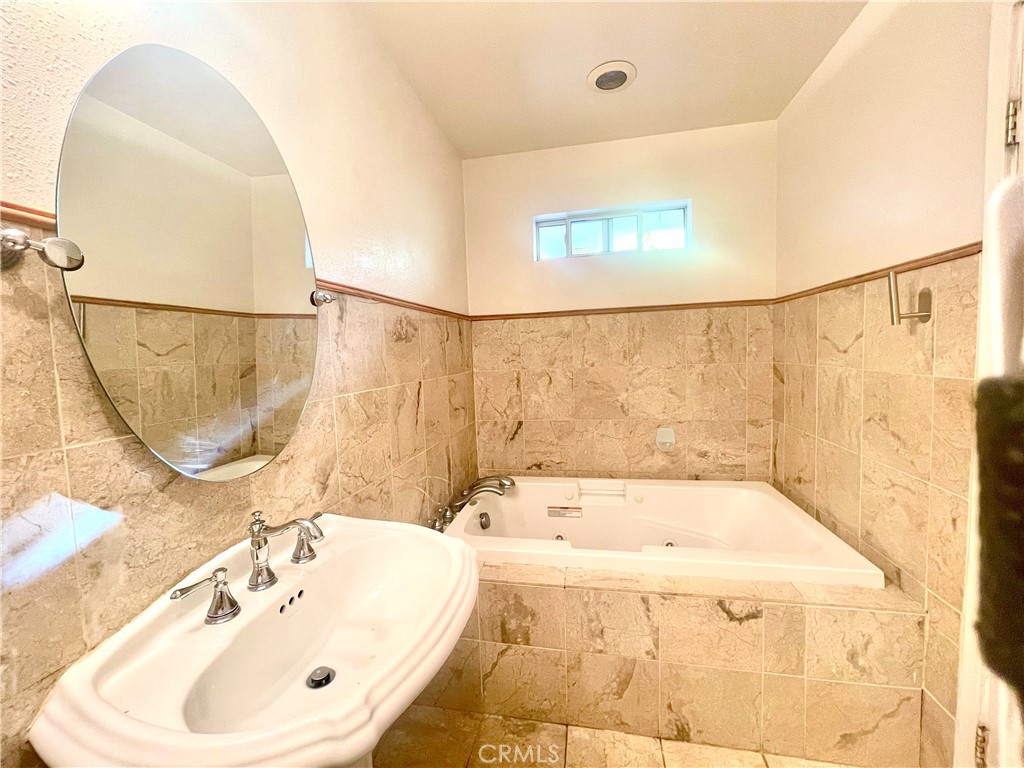 MLS #SR25272761 image #16